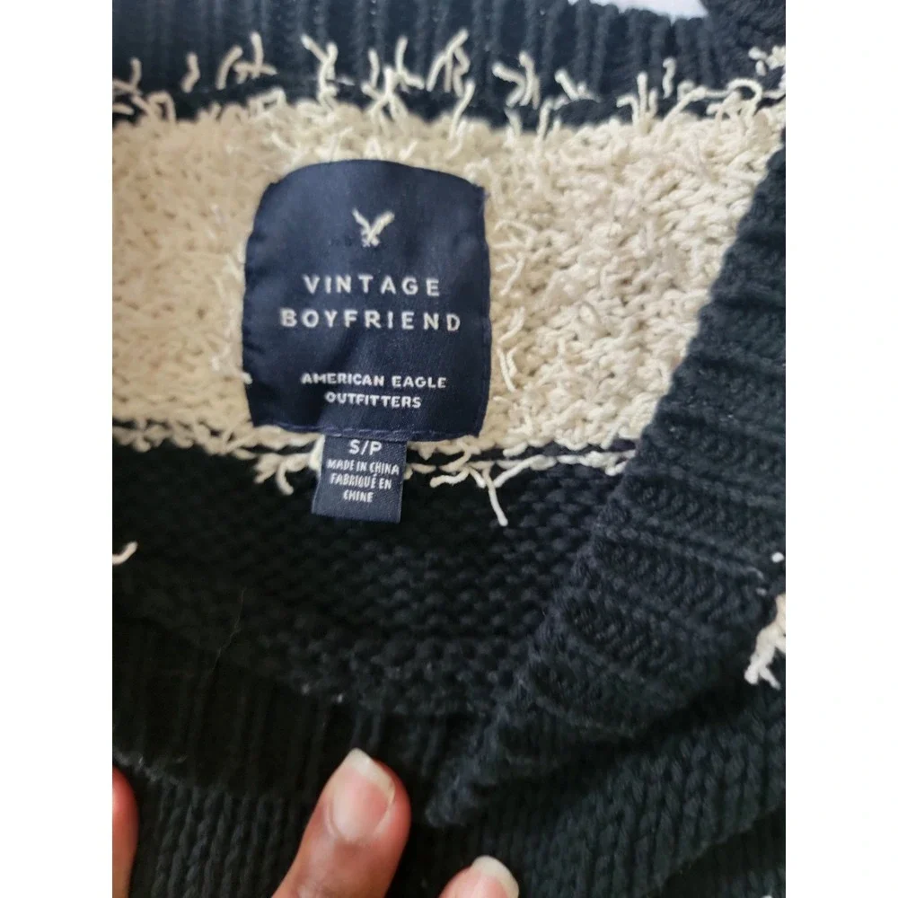 American Eagle Vintage‎ Boyfriend Striped Fuzzy Eyelash Knit Sweater Small Black